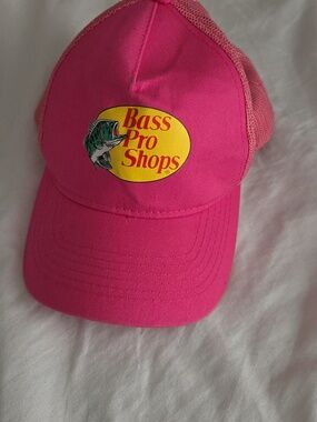 Girls pink bass pro shop hat